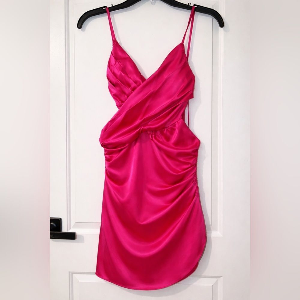 Edit by Nine Hot Pink Open Back Party Mini Dress โ Tie Back โ Size Medium - Picture 2 of 5